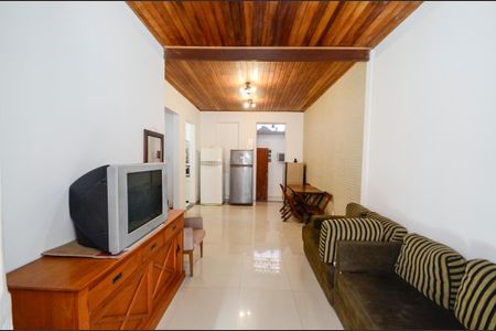Sala de casa para alugar com 4 quartos, 220m² em Rio Comprido, Rio de Janeiro