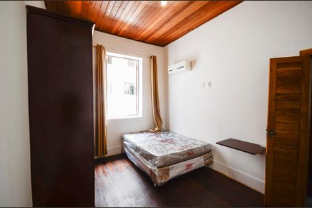 Casa para alugar com 220m², 4 quartos e sem vagaQuarto 2