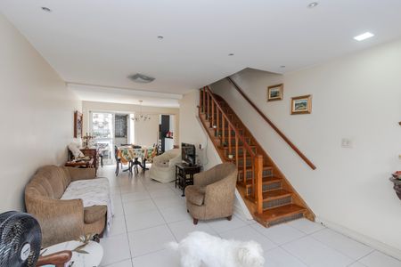 Casa de condomínio à venda com 115m², 2 quartos e 1 vagaSala