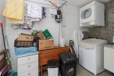 Casa de condomínio à venda com 115m², 2 quartos e 1 vagaLavanderia