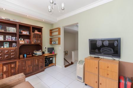 Casa de condomínio à venda com 115m², 2 quartos e 1 vagaSala de TV