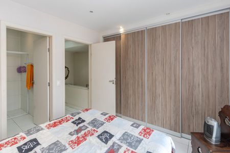 Casa de condomínio à venda com 115m², 2 quartos e 1 vagaSuíte 1