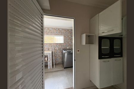 Casa para alugar com 125m², 4 quartos e 4 vagasDespensa