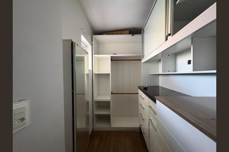 Casa para alugar com 125m², 4 quartos e 4 vagasCloset da suíte