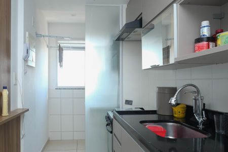 Cozinha de apartamento para alugar com 1 quarto, 55m² em Califórnia, Nova Iguaçu