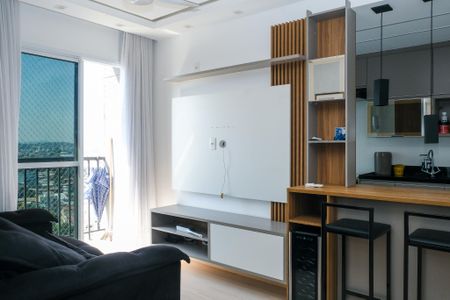 Apartamento para alugar com 1 quarto, 55m² em Califórnia, Nova Iguaçu