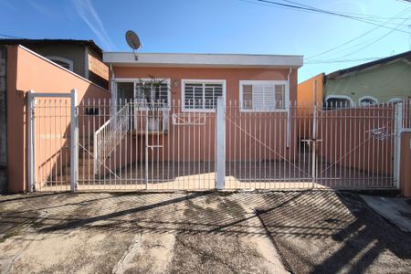 Casa para alugar com 125m², 3 quartos e 2 vagasFachada