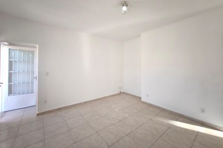 Sala de casa para alugar com 3 quartos, 125m² em Vila Lemos, Campinas