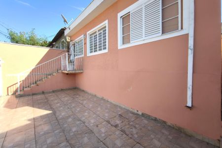 Casa para alugar com 125m², 3 quartos e 2 vagasQuintal - Garagem