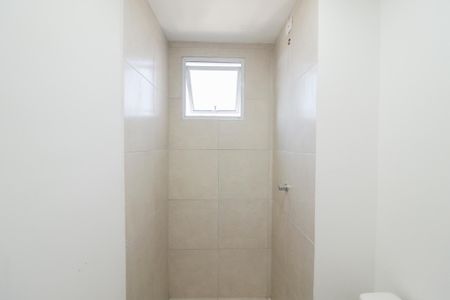 Banheiro de apartamento à venda com 2 quartos, 37m² em Parada Inglesa, São Paulo