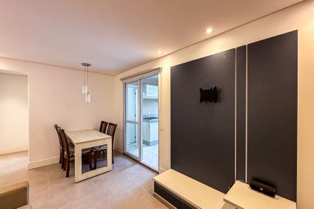 Apartamento para alugar com 65m², 2 quartos e 1 vagaSala