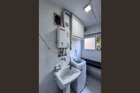 Apartamento para alugar com 65m², 2 quartos e 1 vagaÁrea de Serviço