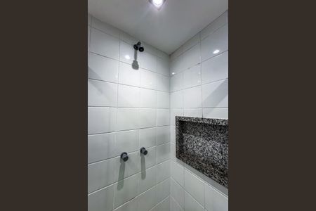 Apartamento para alugar com 65m², 2 quartos e 1 vagaBanheiro