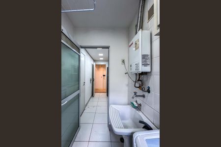 Apartamento para alugar com 65m², 2 quartos e 1 vagaÁrea de Serviço