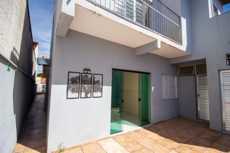 Casa para alugar com 200m², 5 quartos e sem vagaQuintal
