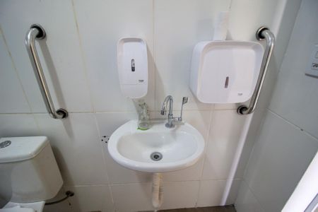 Casa para alugar com 200m², 5 quartos e sem vagaBanheiro