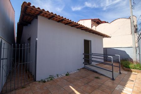 Casa para alugar com 200m², 5 quartos e sem vagaFachada 