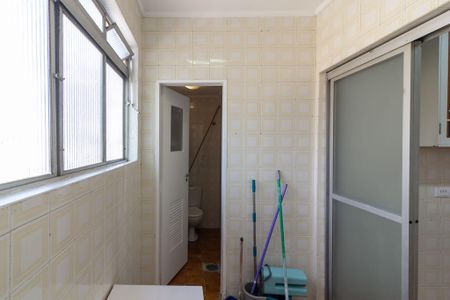 Apartamento para alugar com 68m², 3 quartos e 1 vagaÁrea de Serviço