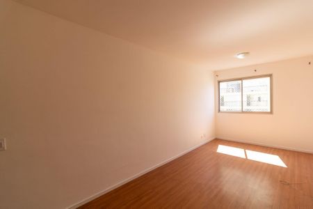 Apartamento para alugar com 68m², 3 quartos e 1 vagaSala