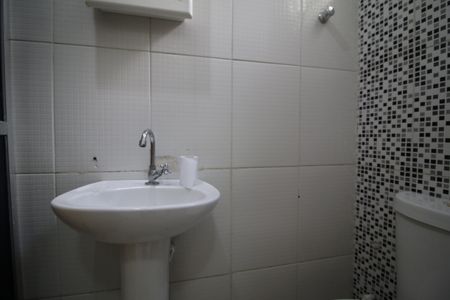 Banheiro de apartamento para alugar com 1 quarto, 60m² em Pechincha, Rio de Janeiro