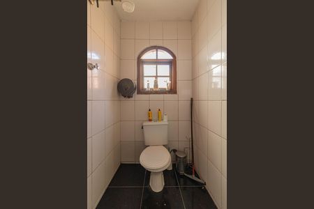 Casa para alugar com 200m², 2 quartos e 1 vagaSalão Banheiro 