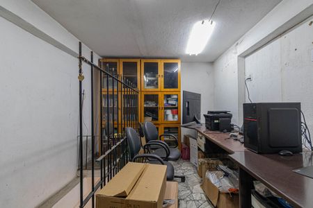 Casa para alugar com 200m², 2 quartos e 1 vagaCorredor 