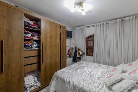 Casa para alugar com 200m², 2 quartos e 1 vagaQuarto 1