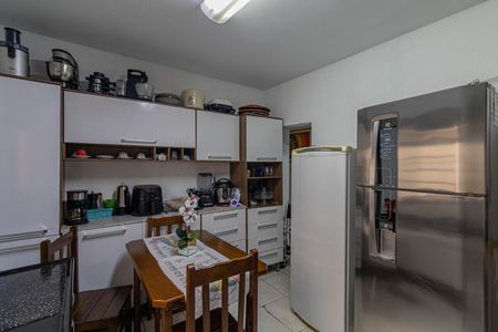 Casa para alugar com 200m², 2 quartos e 1 vagaCozinha