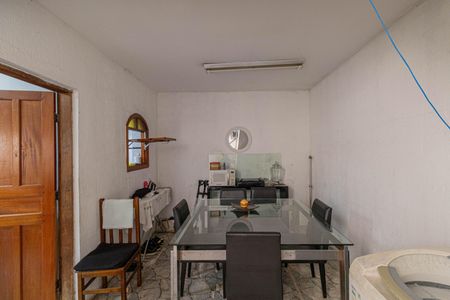 Casa para alugar com 200m², 2 quartos e 1 vagaÁrea de Serviço