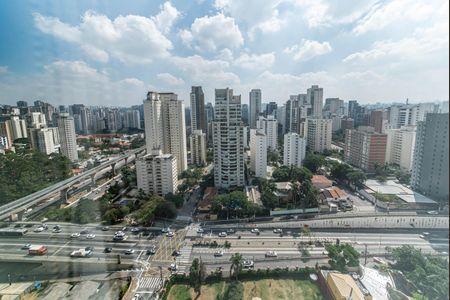 Apartamento para alugar com 64m², 2 quartos e 1 vagaVaranda - Vista