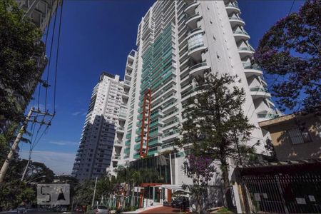 Apartamento para alugar com 64m², 2 quartos e 1 vagaFachada