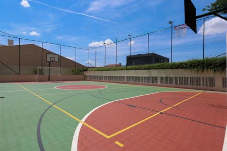 Apartamento para alugar com 47m², 2 quartos e 1 vaga Apartamento para alugar com 47m², 2 quartos e 1 vagaÁrea comum - Quadra esportiva
