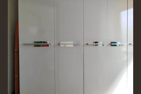Apartamento para alugar com 145m², 3 quartos e 2 vagasDependência de serviço