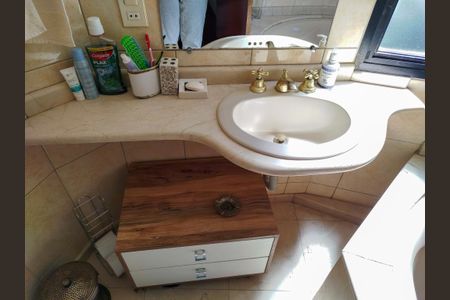 Apartamento para alugar com 145m², 3 quartos e 2 vagasBanheiro da suíte 3