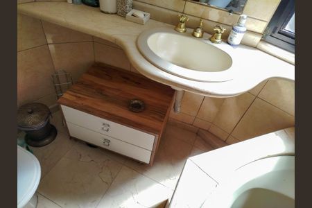 Apartamento para alugar com 145m², 3 quartos e 2 vagasBanheiro da suíte 3