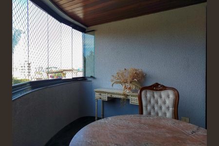 Apartamento para alugar com 145m², 3 quartos e 2 vagasVaranda da sala