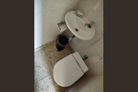 Apartamento para alugar com 145m², 3 quartos e 2 vagasBanheiro 4 - Lavabo