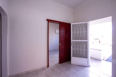 Sala de casa para alugar com 2 quartos, 74m² em Nova Cidade, São Gonçalo