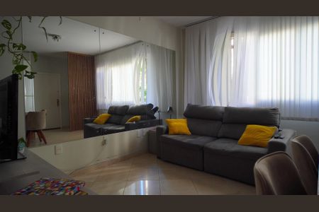 Sala de apartamento para alugar com 2 quartos, 79m² em Independência, Porto Alegre