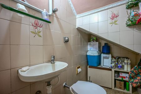 Casa à venda com 93m², 2 quartos e 1 vagaLavabo