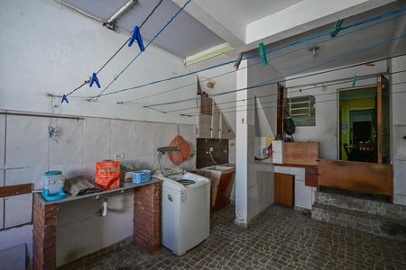 Casa à venda com 93m², 2 quartos e 1 vagaÁrea de Serviço 