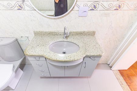 Apartamento à venda com 91m², 3 quartos e 1 vaga Apartamento à venda com 91m², 3 quartos e 1 vagaBanheiro