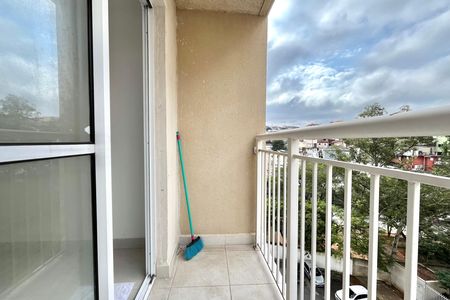 Varanda de apartamento para alugar com 1 quarto, 32m² em Jardim Itacolomi, São Paulo