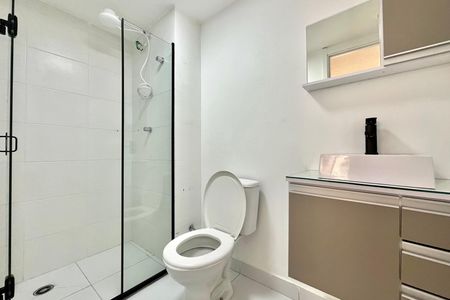 Apartamento para alugar com 32m², 1 quarto e sem vaga Apartamento para alugar com 32m², 1 quarto e sem vagaBanheiro da Suíte