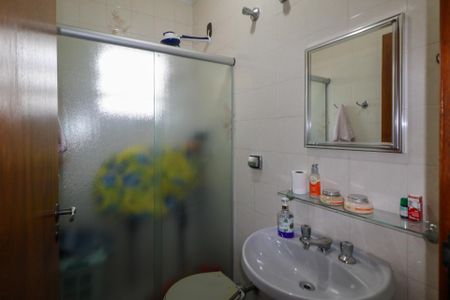 Casa à venda com 125m², 3 quartos e 2 vagas Casa à venda com 125m², 3 quartos e 2 vagasBanheiro Social