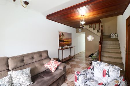 Casa à venda com 125m², 3 quartos e 2 vagas Casa à venda com 125m², 3 quartos e 2 vagasSala