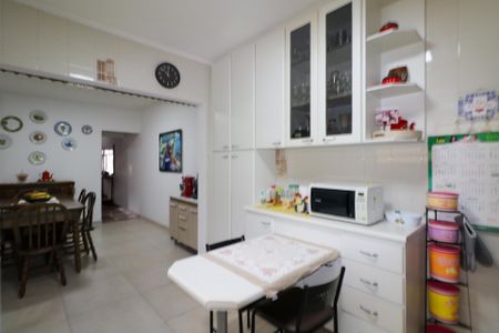 Casa à venda com 125m², 3 quartos e 2 vagas Casa à venda com 125m², 3 quartos e 2 vagasCozinha