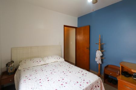 Casa à venda com 125m², 3 quartos e 2 vagas Casa à venda com 125m², 3 quartos e 2 vagasQuarto 2