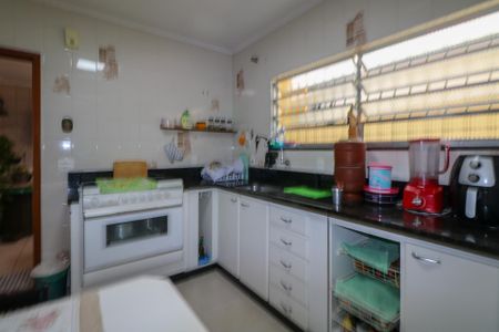 Casa à venda com 125m², 3 quartos e 2 vagas Casa à venda com 125m², 3 quartos e 2 vagasCozinha