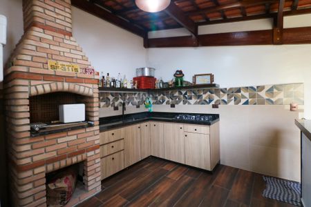 Casa à venda com 125m², 3 quartos e 2 vagas Casa à venda com 125m², 3 quartos e 2 vagasÁrea Gourmet